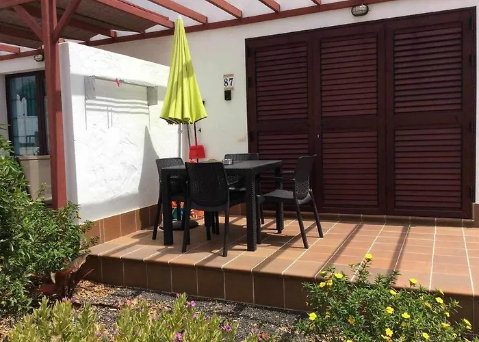 Tranquilo Sun 펜션 칼레타데푸스테